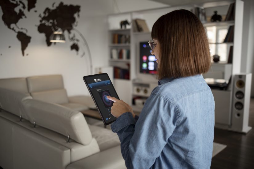 The Smart Home Revolution: Gadgets You Need in 2025